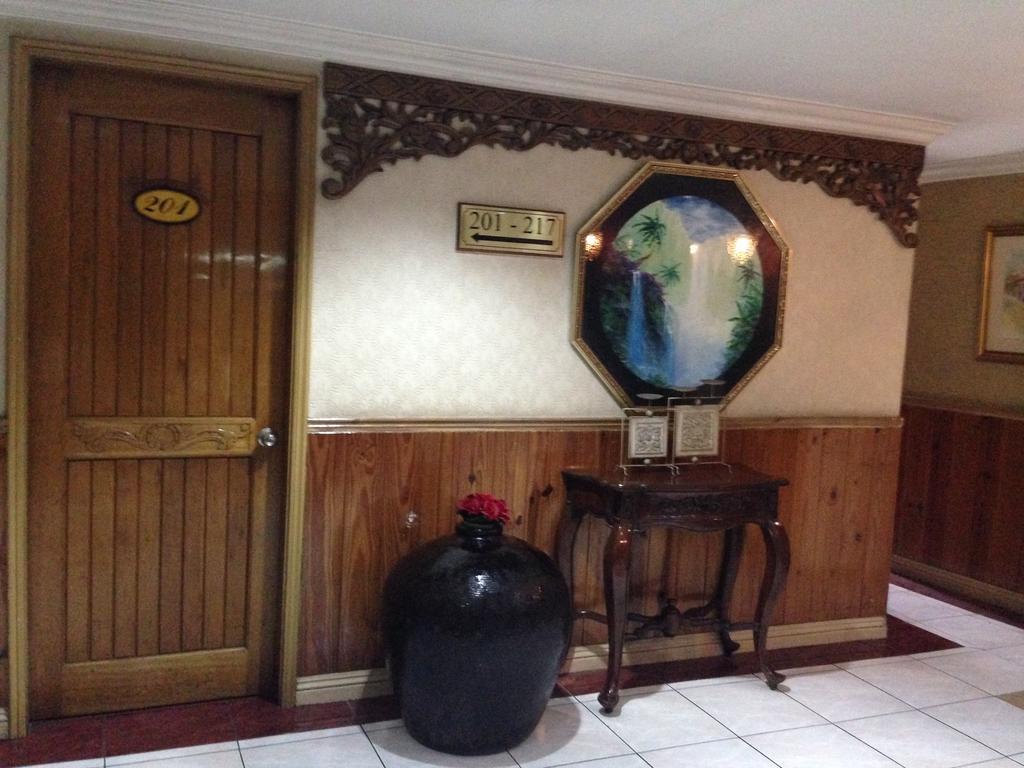 Pearlmont Hotel Cagayan de Oro Buitenkant foto