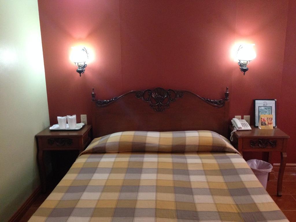Pearlmont Hotel Cagayan de Oro Buitenkant foto